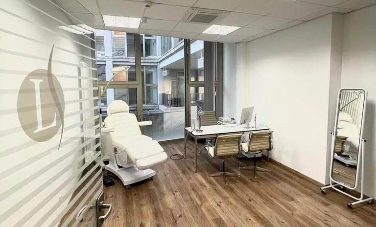 Dr. Lars Schumacher und Kollegen, Privatpraxis für Plastische und Ästhetische Chirurgie in Stuttgart